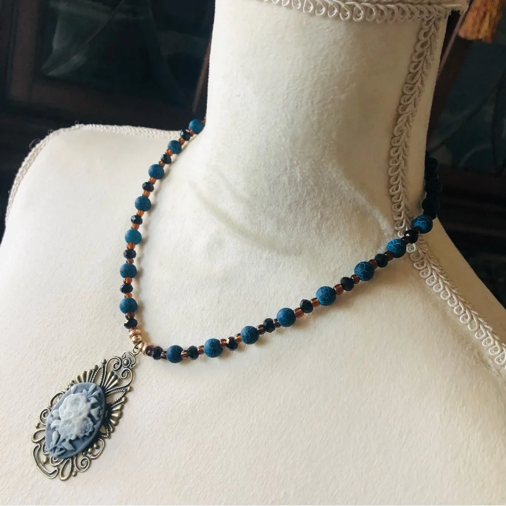 Handcrafted rose cameo filigree genuine dragon vein agate stone necklace